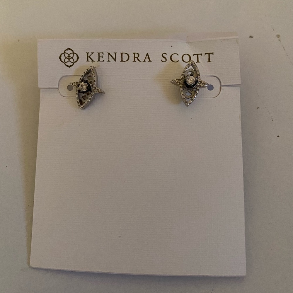 kendra scott earrings